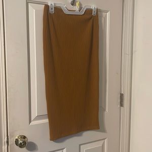 Stretchy Camel Colored Pencil Skirt Size L